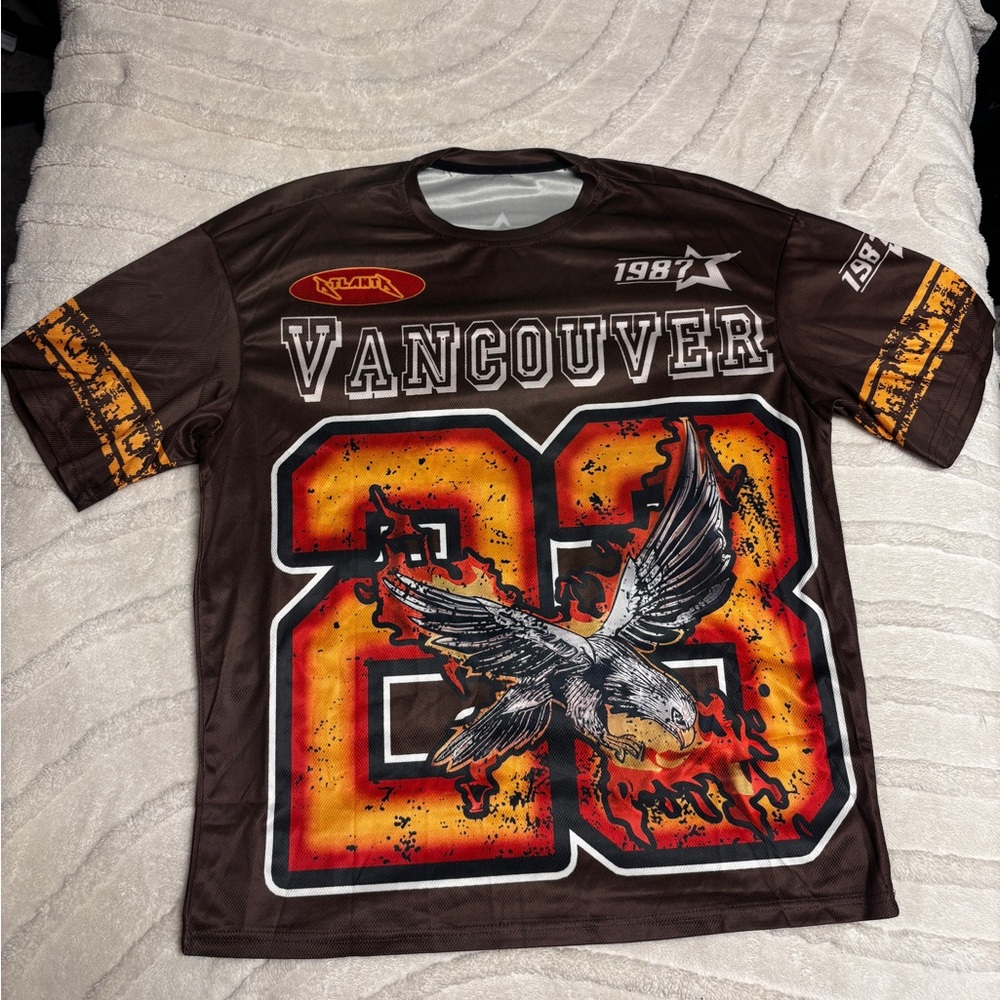 Vancouver 23 Graphic Tee in Brown & Orange
